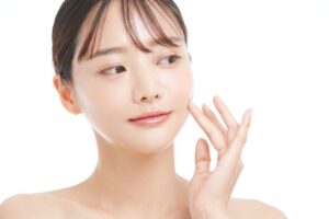 Trang điểm theo phong cách tự nhiên sẽ không bị phát hiện