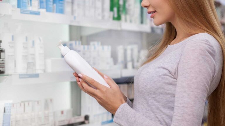 Bí quyết lựa chọn mỹ phẩm không cồn phù hợp
