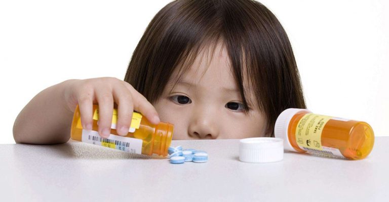 Những sai lầm của phụ huynh khi dùng thuốc kháng sinh cho trẻ em