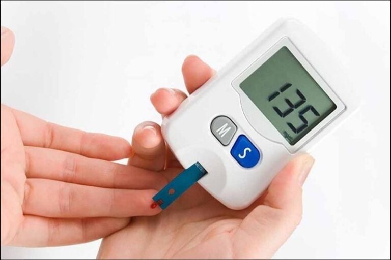 Cách sống khỏe khi bị tiểu đường giúp ngăn ngừa biến chứng